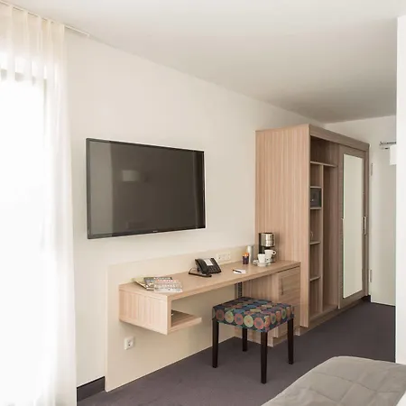 Book 3* Leipzig