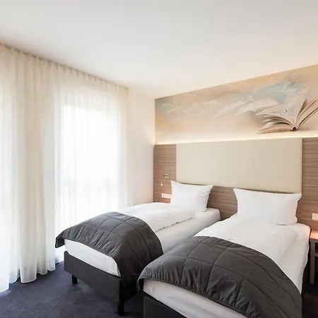 Book Otel 3*