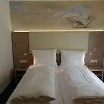 Hotel Book