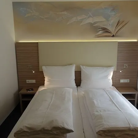 Hotel Book